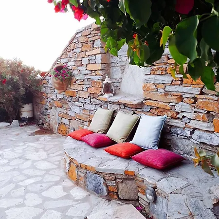 Heliophilia Villa