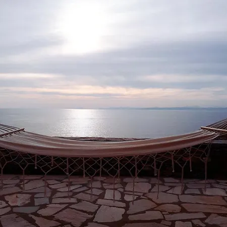 Heliophilia Villa