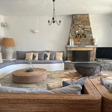 Villa Heliophilia *